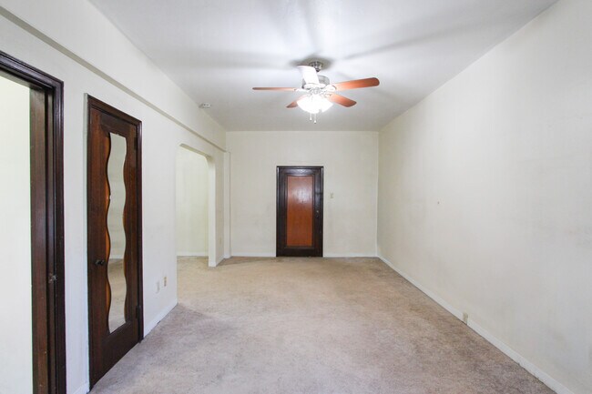 Foto del edificio - Brentwood Manor