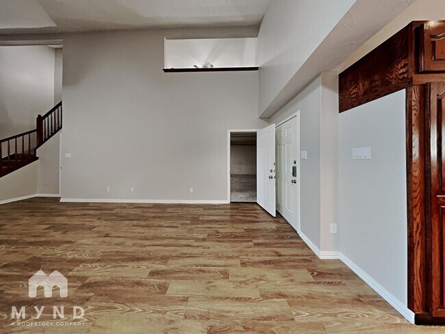Building Photo - 15231 Bedford Glen Dr