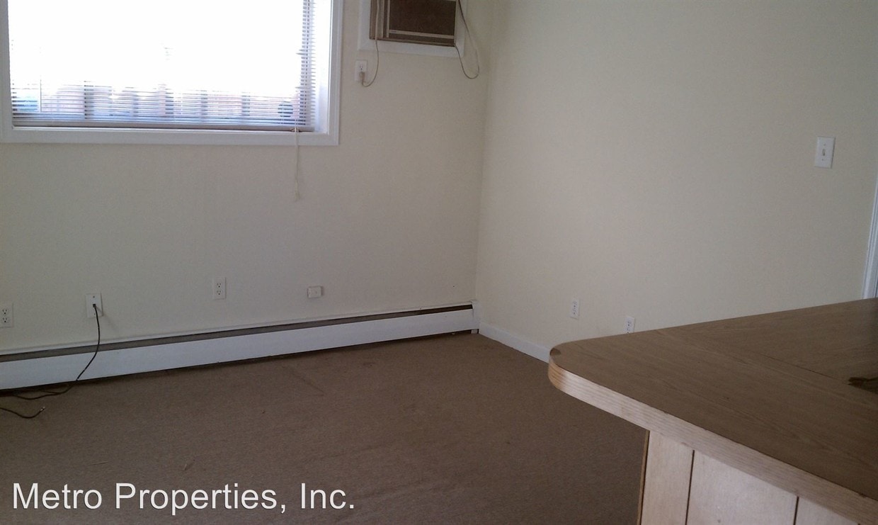 Building Photo - 3509 Grove Ave