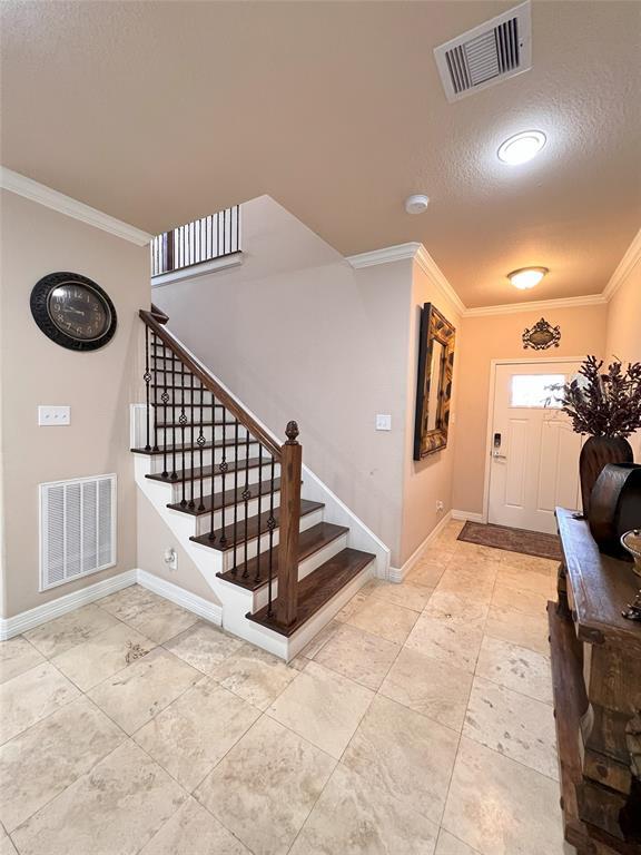 Building Photo - 3803 W Orem Dr
