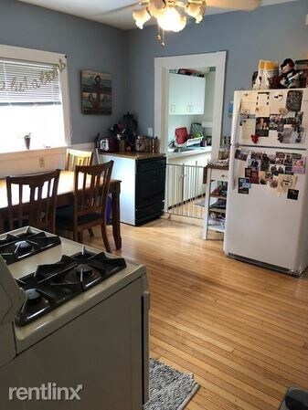 Building Photo - 2 br, 1 bath Apartment - 24 Fiske St