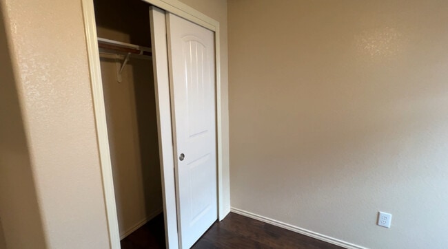 Building Photo - 8824 Cowboy Rose Ln