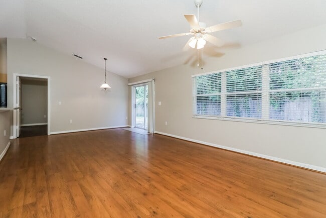 Building Photo - 4519 Weasel Dr
