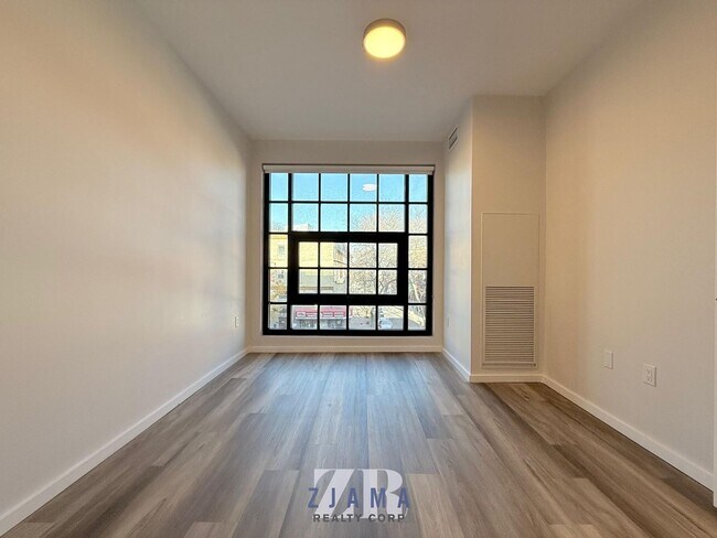 Foto del edificio - 1120 St Johns Pl