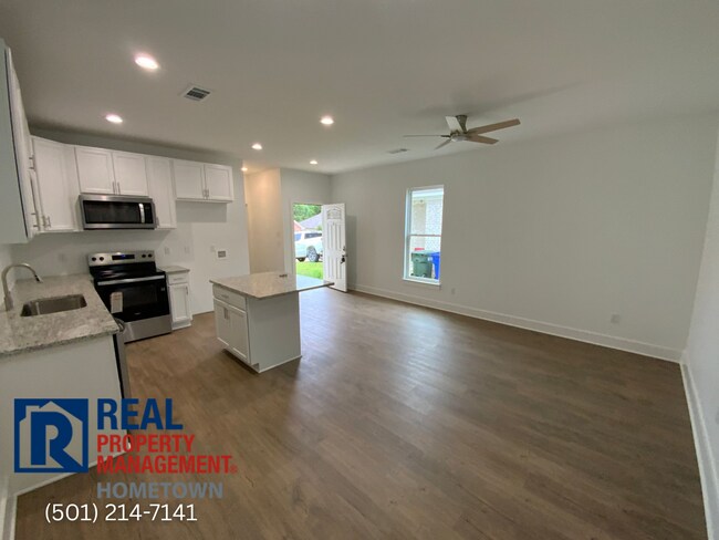 Foto del edificio - 2265 Rosemary Dr