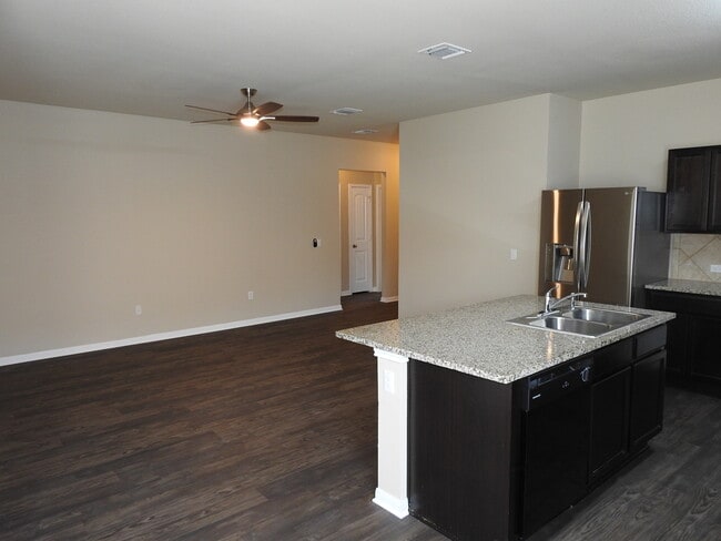 Building Photo - 1701 Atlas Rd