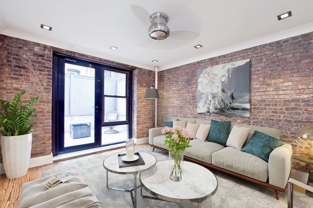Encantadora sala de estar con espacio privado al aire libre - 20 Grove St