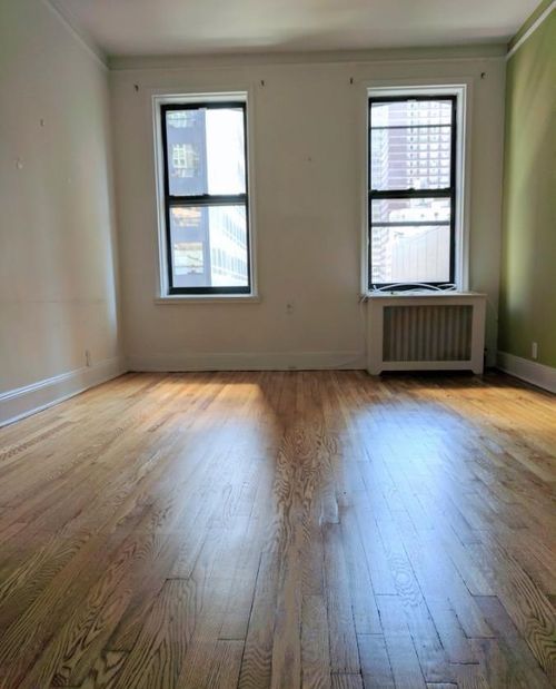 Building Photo - 166 E 55th St