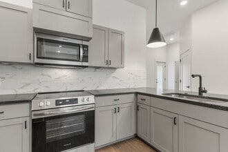 Interior Photo - Flyway Crossings