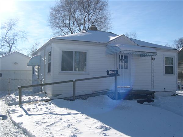 Primary Photo - 1376 Northwood Dr