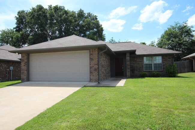 Foto del edificio - Gorgeous 3 Bedroom Home in The Ranch Subdi...