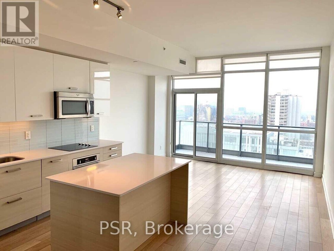 Photo principale - 210-1210 Simcoe St