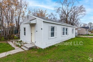 Building Photo - 3304 S 460 E