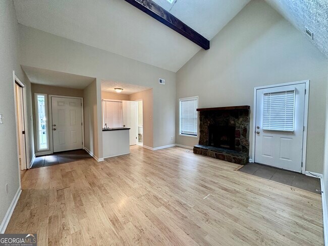 Foto del edificio - 1485 S Diane Ct