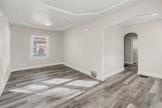 Building Photo - 5713 Brooklyn Ave