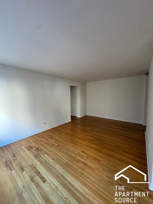 Foto del edificio - 6830 N Sheridan Rd