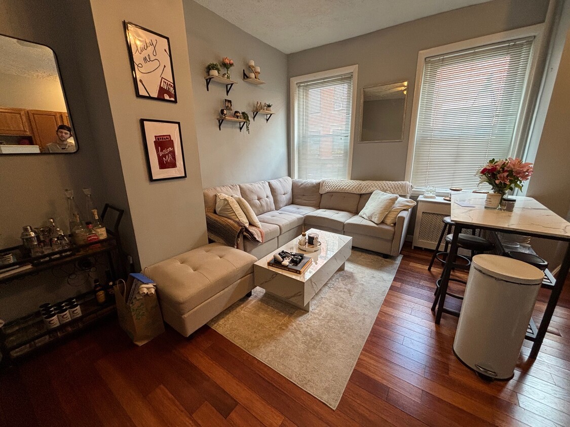 Foto principal - 16 Irving St