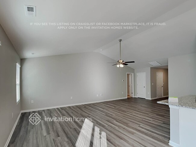 Building Photo - 170 Wellshire Dr
