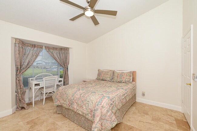 Building Photo - 4079 Garden Villas Ct