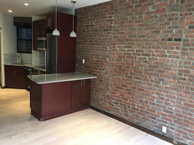 Building Photo - 322 East 59th Street