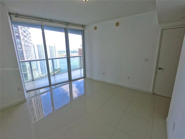 Foto del edificio - 495 Brickell Ave