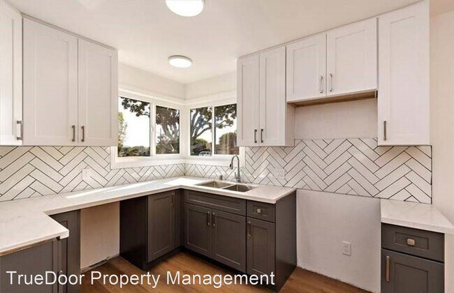 Building Photo - 2 br, 1.5 bath House - 750 El Rancho Dr
