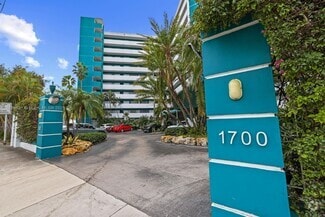 Building Photo - 1700 NW N River Dr