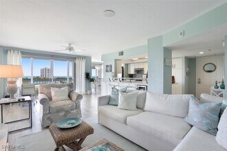 Building Photo - 5501 Heron Point Dr