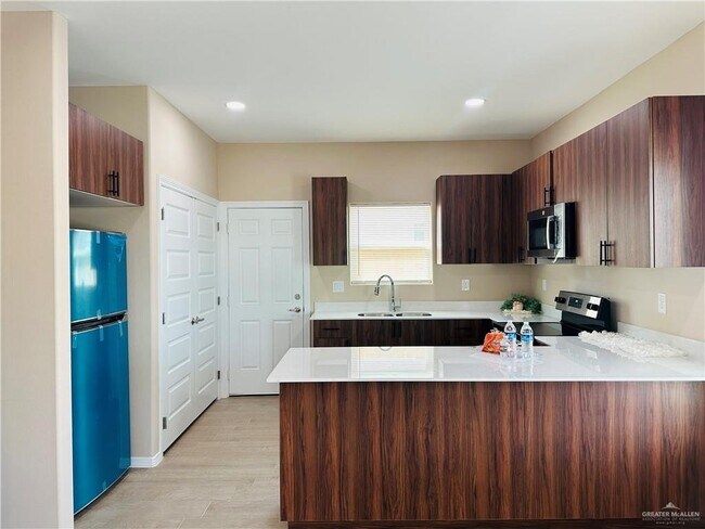 Foto del edificio - 2918 W Driftwood St