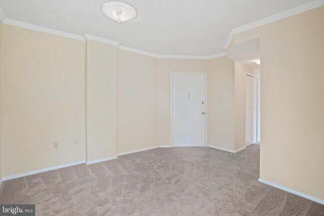 Foto del edificio - 4101 Cathedral Ave NW