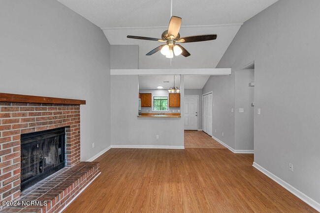 Building Photo - 179 Corey Cir