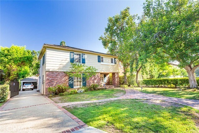 Primary Photo - 2510 Lorain Rd