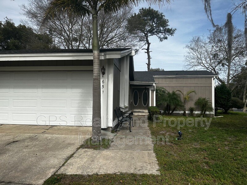 Foto principal - 651 Tam Ct