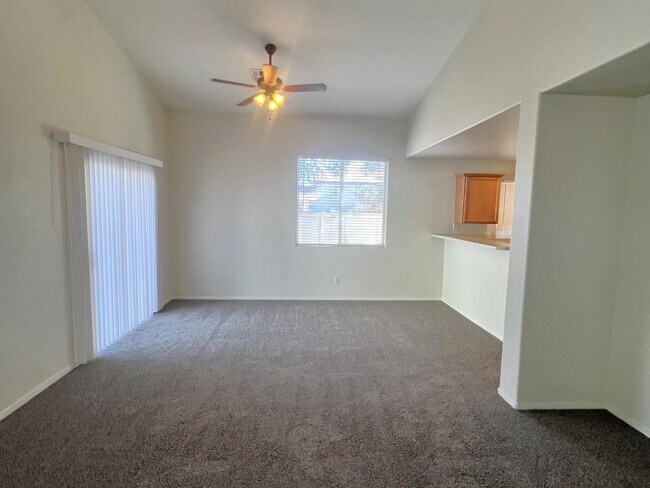 Building Photo - 4706 English Lavender Ave