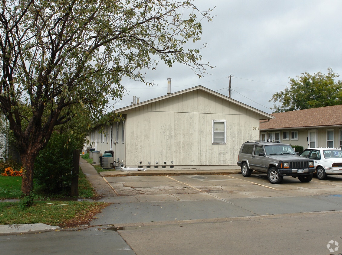 Building Photo - 3612 2nd Ave