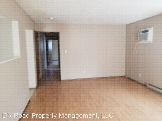 Building Photo - 3 br, 1 bath House - 3011 Burbank Avenue,