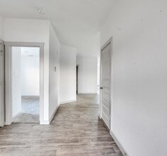 Building Photo - 14510 Rain Tree Dr