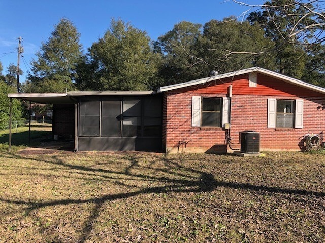 Building Photo - MOVE IN SPECIAL: Waived $350 Cleaning Fee!...