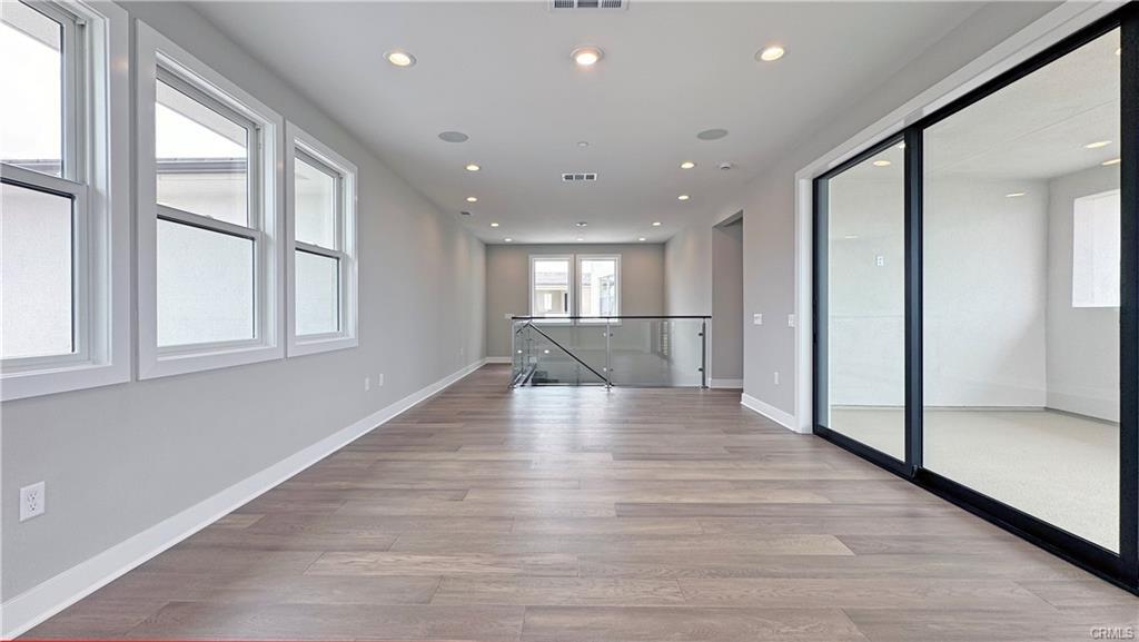 Primary Photo - 217 Stage