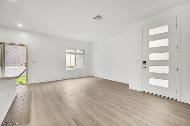 Foto del edificio - 600 Carriage Hill Dr