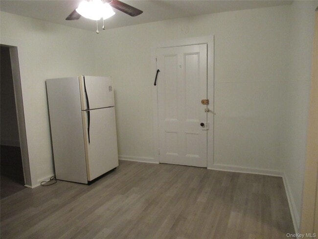 Building Photo - 26 Oakland Ave