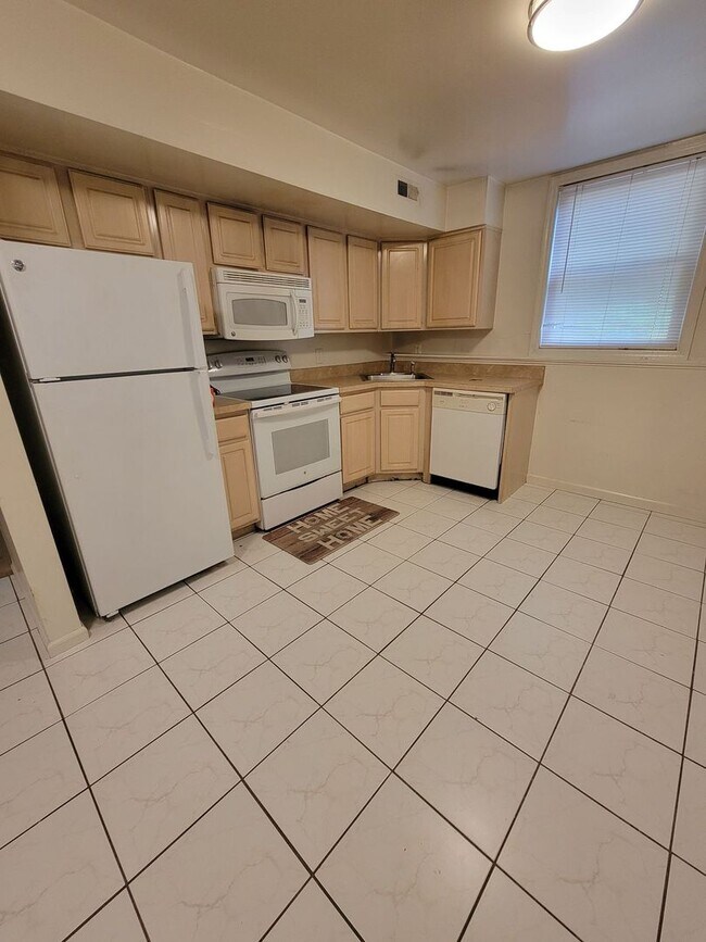 Interior Photo - Country Gardens Apartments