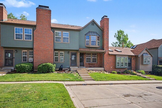 Foto del edificio - 17385 E Rice Cir