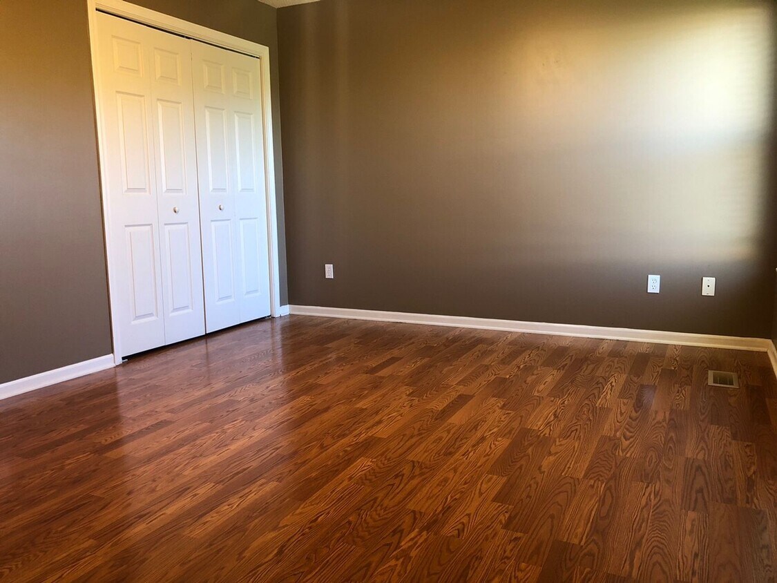 Foto principal - 15450 NW 126th St