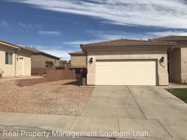 Building Photo - 3 br, 2 bath House - 2409 E 200 S