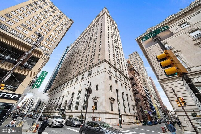 Building Photo - 111 S 15th St