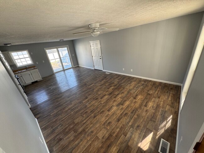 Foto del edificio - 1211 Redbud St
