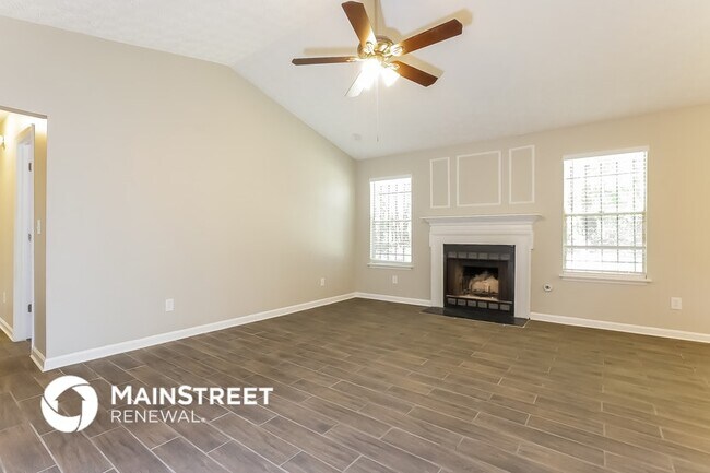 Foto del edificio - 6730 Greenbower Ln