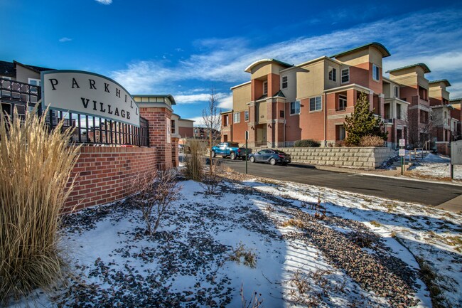 Foto del edificio - 2BD/2.5BA Condo with Parking Spot and Garage at Parkhill  AVAIL NOW!