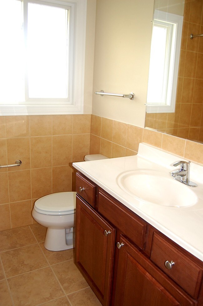 Foto del edificio - 10100 Old Orchard Ct
